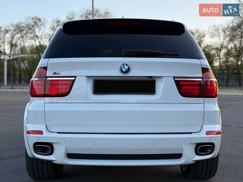 Позашляховик / Кросовер BMW X5 2011 в Миколаєві