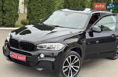 Позашляховик / Кросовер BMW X5 2016 в 