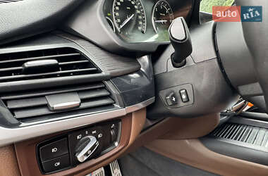 Позашляховик / Кросовер BMW X5 2016 в 
