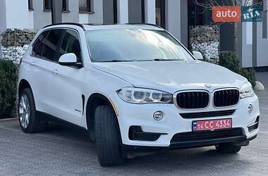 Позашляховик / Кросовер BMW X5 2015 в 