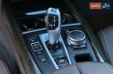 Позашляховик / Кросовер BMW X5 2015 в 