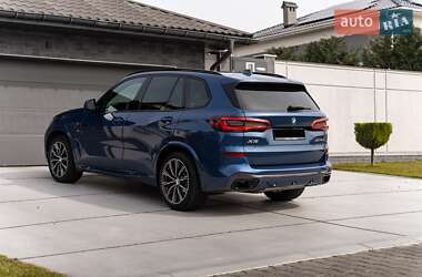 Позашляховик / Кросовер BMW X5 2019 в 