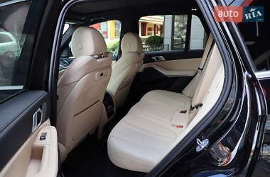 Позашляховик / Кросовер BMW X5 2019 в 
