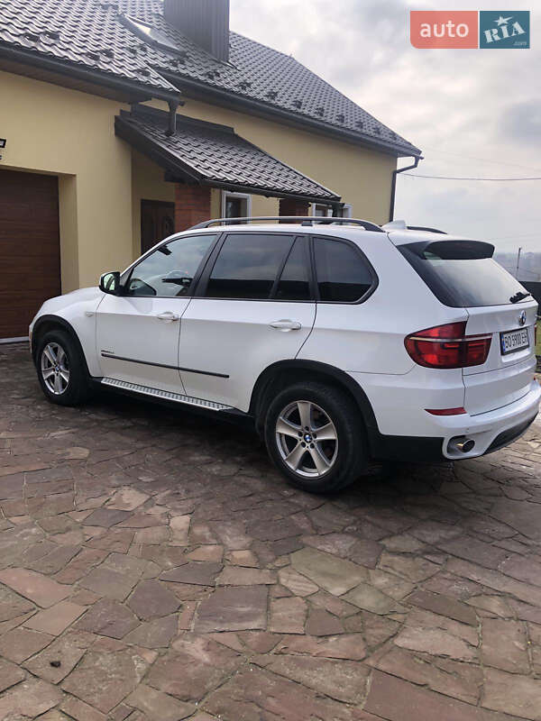 Внедорожник / Кроссовер BMW X5 2011 в Тернополе