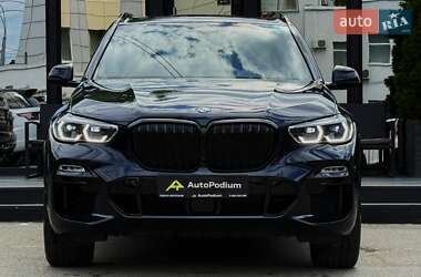 Позашляховик / Кросовер BMW X5 2021 в 