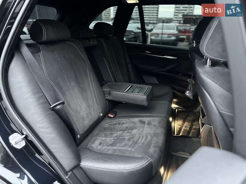 Внедорожник / Кроссовер BMW X5 2015 в Киеве