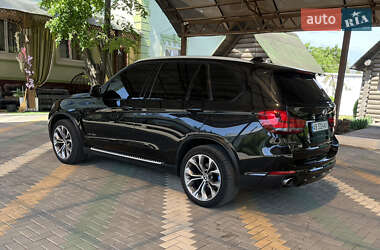 Позашляховик / Кросовер BMW X5 2014 в 
