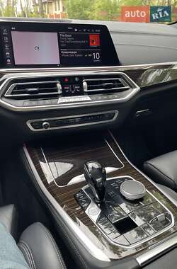 Позашляховик / Кросовер BMW X5 2020 в 