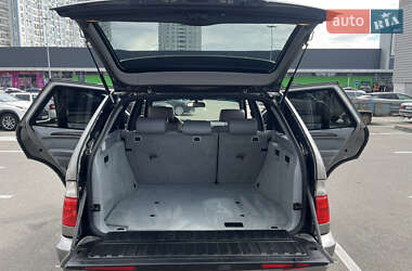 Внедорожник / Кроссовер BMW X5 2006 в 