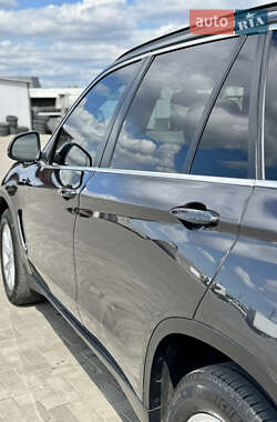Внедорожник / Кроссовер BMW X5 2014 в 