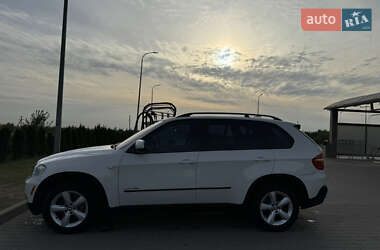 Позашляховик / Кросовер BMW X5 2010 в 