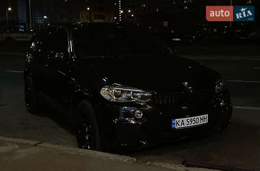 Позашляховик / Кросовер BMW X5 2017 в 