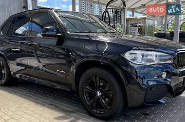 Позашляховик / Кросовер BMW X5 2017 в 