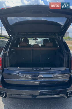 Позашляховик / Кросовер BMW X5 2017 в 