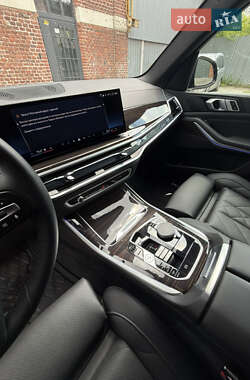 Позашляховик / Кросовер BMW X5 2024 в 