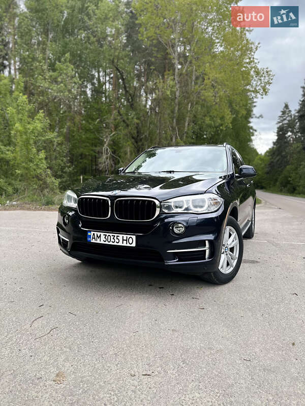 Внедорожник / Кроссовер BMW X5 2015 в 