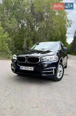 Внедорожник / Кроссовер BMW X5 2015 в 