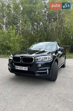 Внедорожник / Кроссовер BMW X5 2015 в 