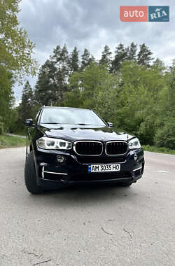 Внедорожник / Кроссовер BMW X5 2015 в 