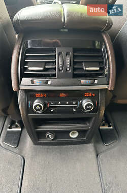 Внедорожник / Кроссовер BMW X5 2015 в 