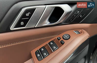 Позашляховик / Кросовер BMW X5 2019 в 