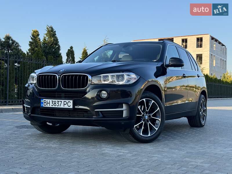 Внедорожник / Кроссовер BMW X5 2015 в 