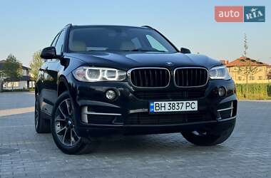 Внедорожник / Кроссовер BMW X5 2015 в 