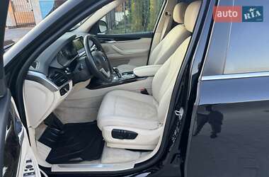 Внедорожник / Кроссовер BMW X5 2015 в 