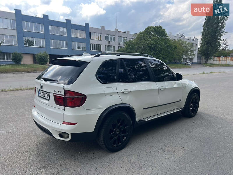 Внедорожник / Кроссовер BMW X5 2011 в Днепре
