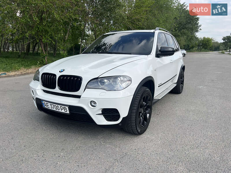 Внедорожник / Кроссовер BMW X5 2011 в Днепре