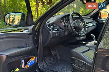 Позашляховик / Кросовер BMW X5 2010 в 