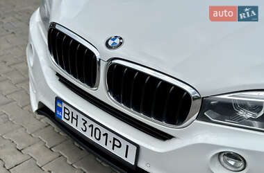 Позашляховик / Кросовер BMW X5 2015 в 
