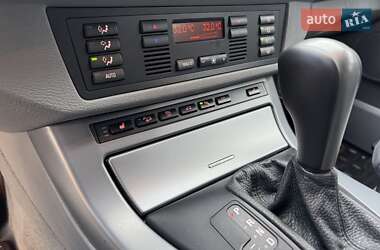 Внедорожник / Кроссовер BMW X5 2005 в 