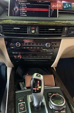 Позашляховик / Кросовер BMW X5 2014 в 