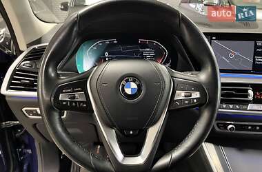 Позашляховик / Кросовер BMW X5 2021 в 