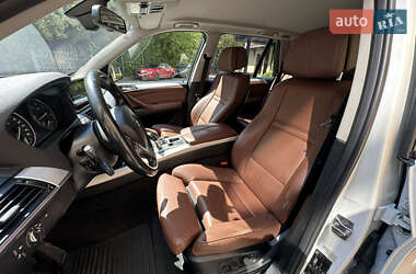 Внедорожник / Кроссовер BMW X5 2012 в 