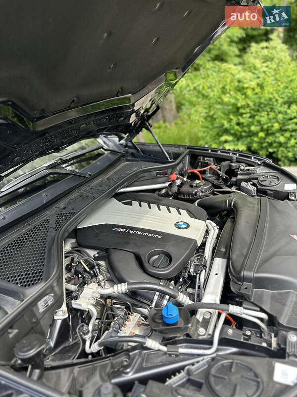 Внедорожник / Кроссовер BMW X5 2016 в Львове