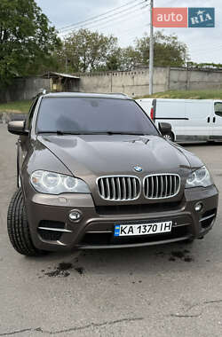 Внедорожник / Кроссовер BMW X5 2012 в 