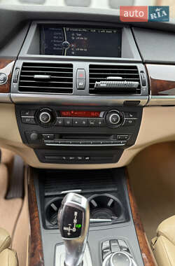Внедорожник / Кроссовер BMW X5 2012 в 