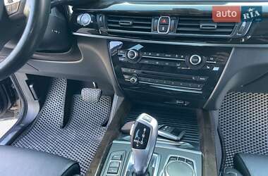 Позашляховик / Кросовер BMW X5 2017 в 
