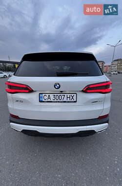 Внедорожник / Кроссовер BMW X5 2019 в 