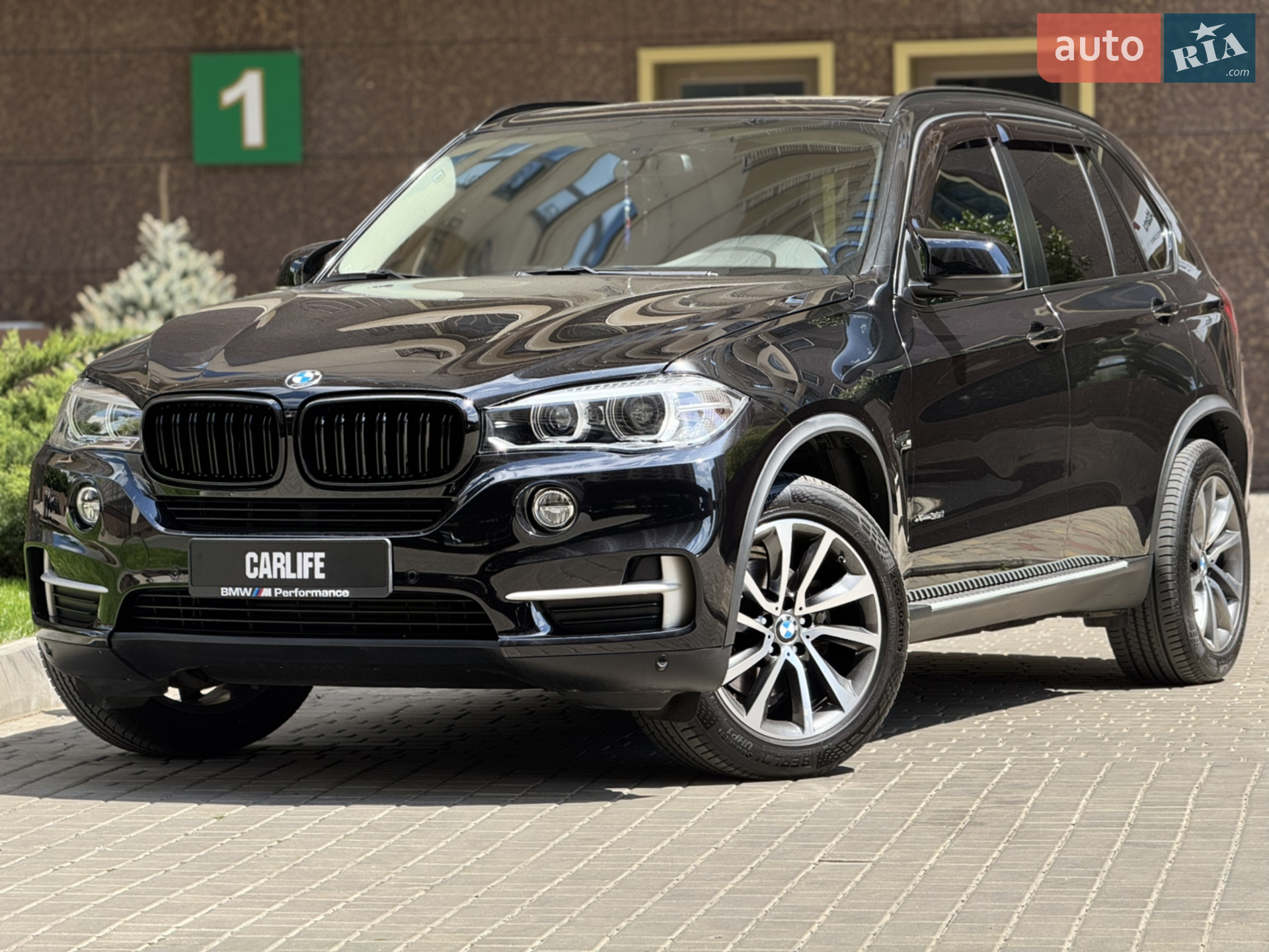 2015 BMW X5 - мініатюра 2