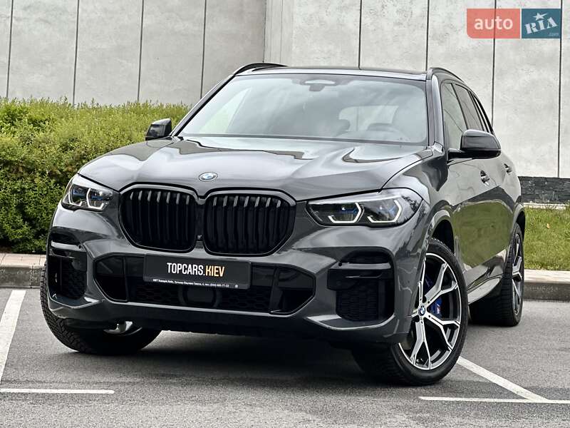 Позашляховик / Кросовер BMW X5 2021 в 