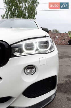 Позашляховик / Кросовер BMW X5 2015 в 