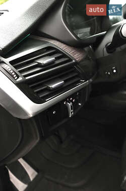 Позашляховик / Кросовер BMW X5 2015 в 