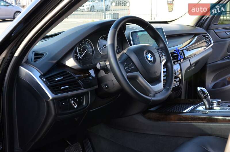 Позашляховик / Кросовер BMW X5 2015 в Києві