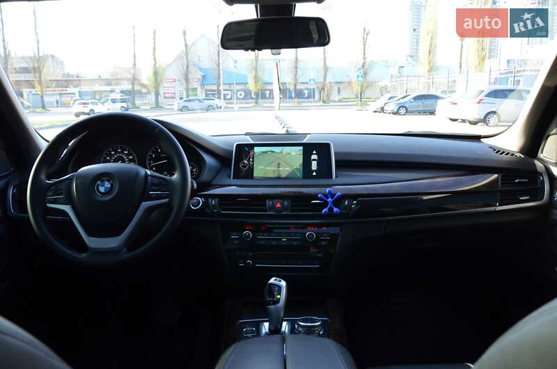 Позашляховик / Кросовер BMW X5 2015 в Києві