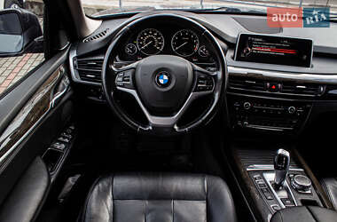 Внедорожник / Кроссовер BMW X5 2016 в Львове