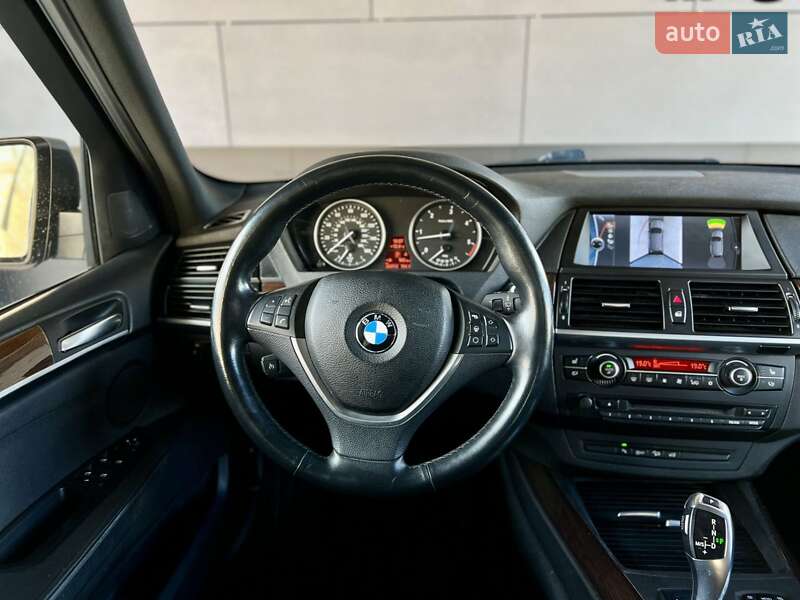 Внедорожник / Кроссовер BMW X5 2012 в Луцке