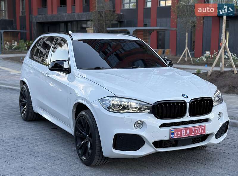 Позашляховик / Кросовер BMW X5 2016 в 